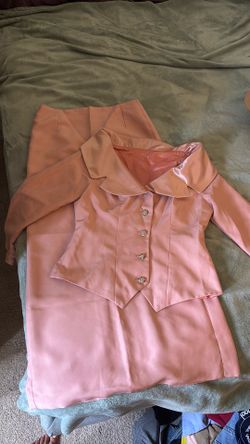 vintage pink Carissimo skirt suit