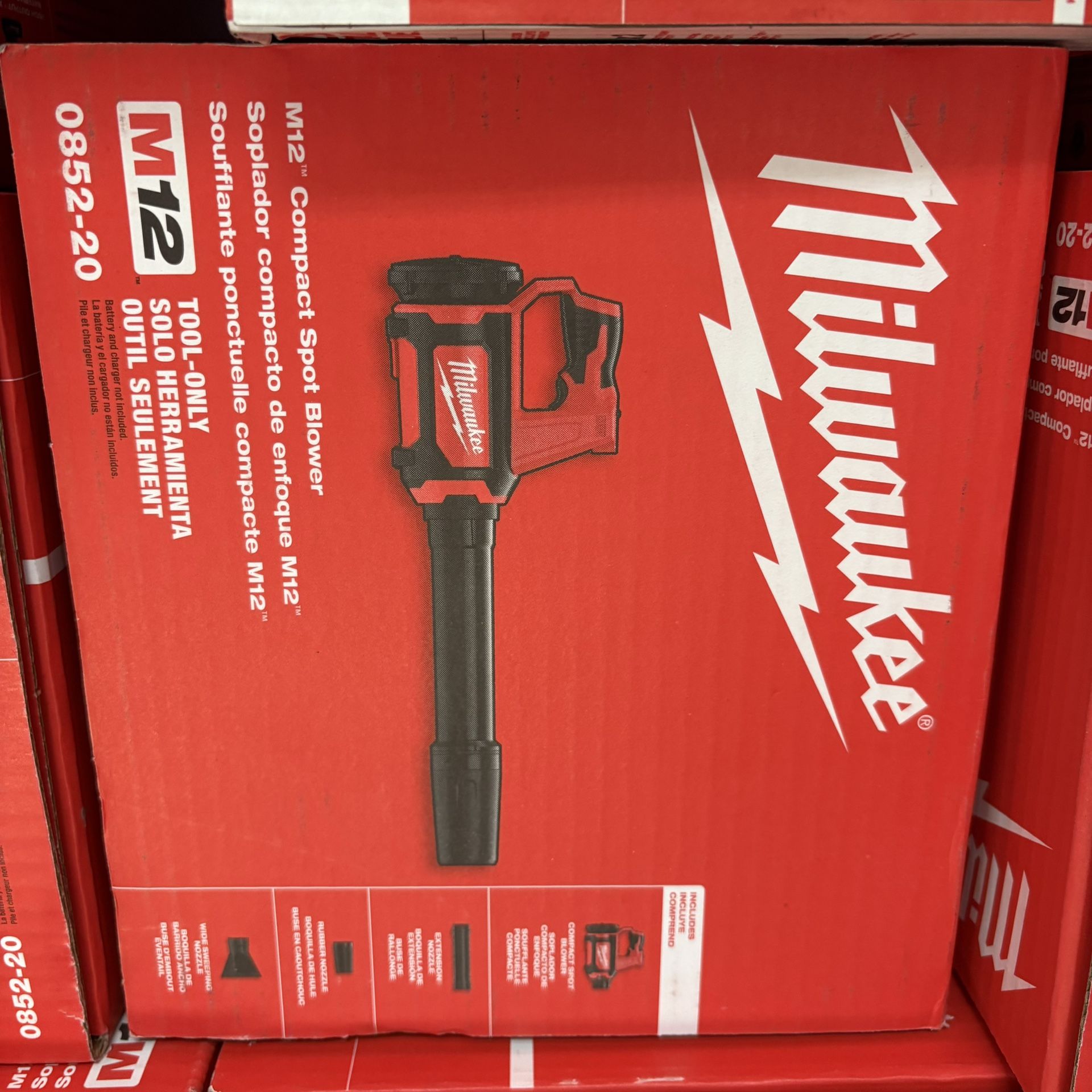 Milwaukee New Blower 12M