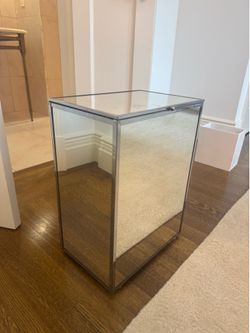 Vintage Mirrored Hamper