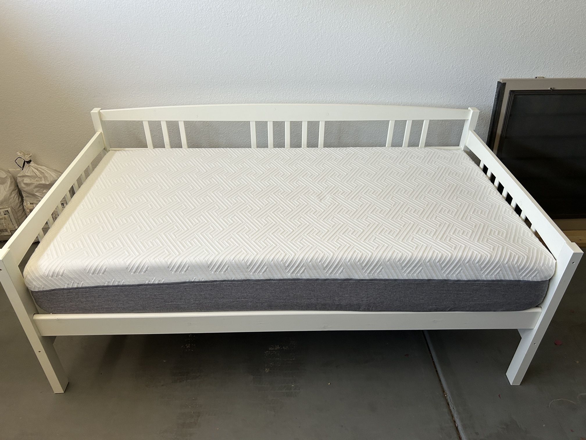 Twin Sized Day Bed + Gel Memory Foam Mattress