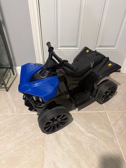 Kids Electric Ride-On Car 💙