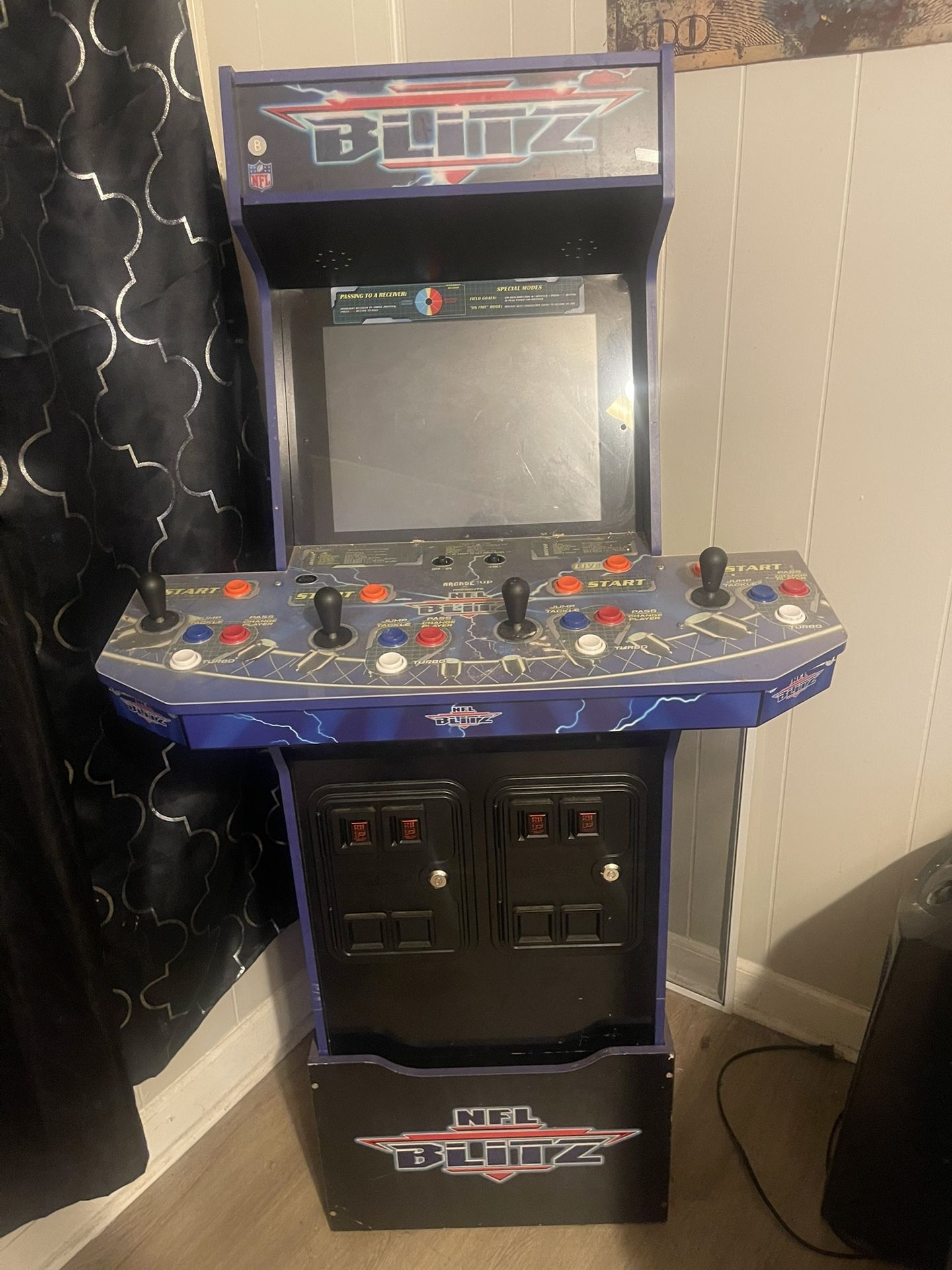 Arcade1Up NFL Blitz Arcade Machine