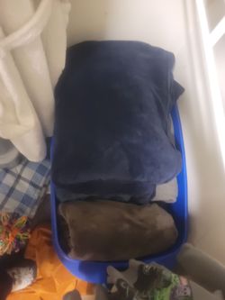Heated blankets lot