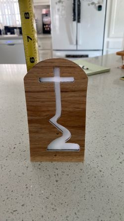 Pathway to the cross