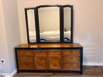 Queen bedroom set