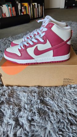 Nike SB Dunk Sweet Beet - Size 10