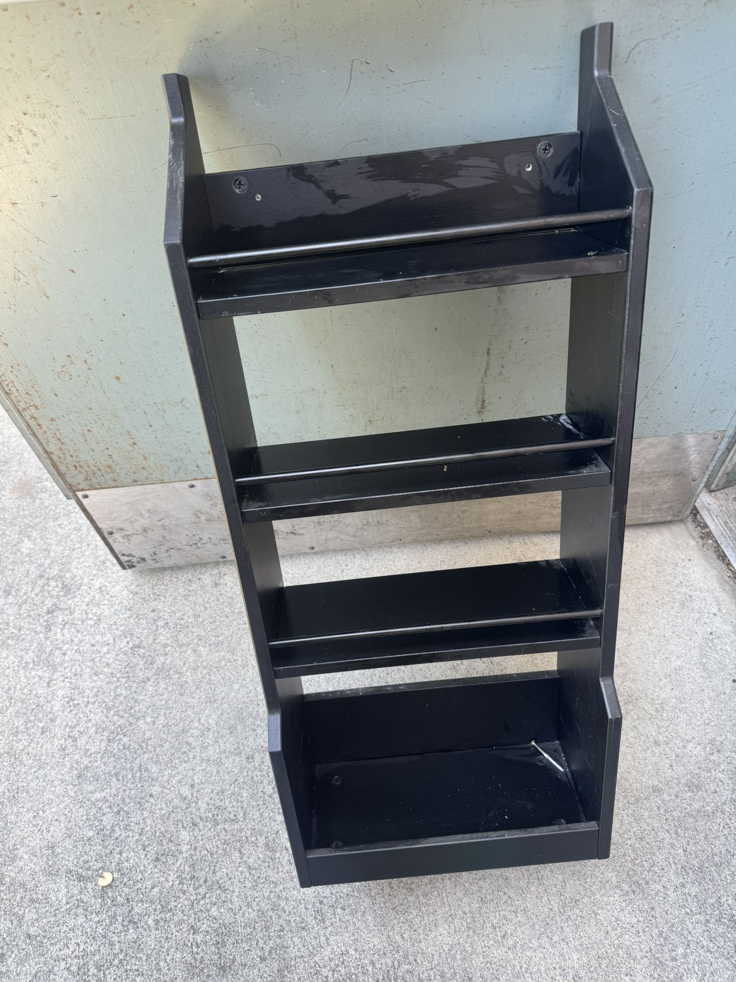 Shelf
