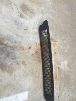 Lower grill