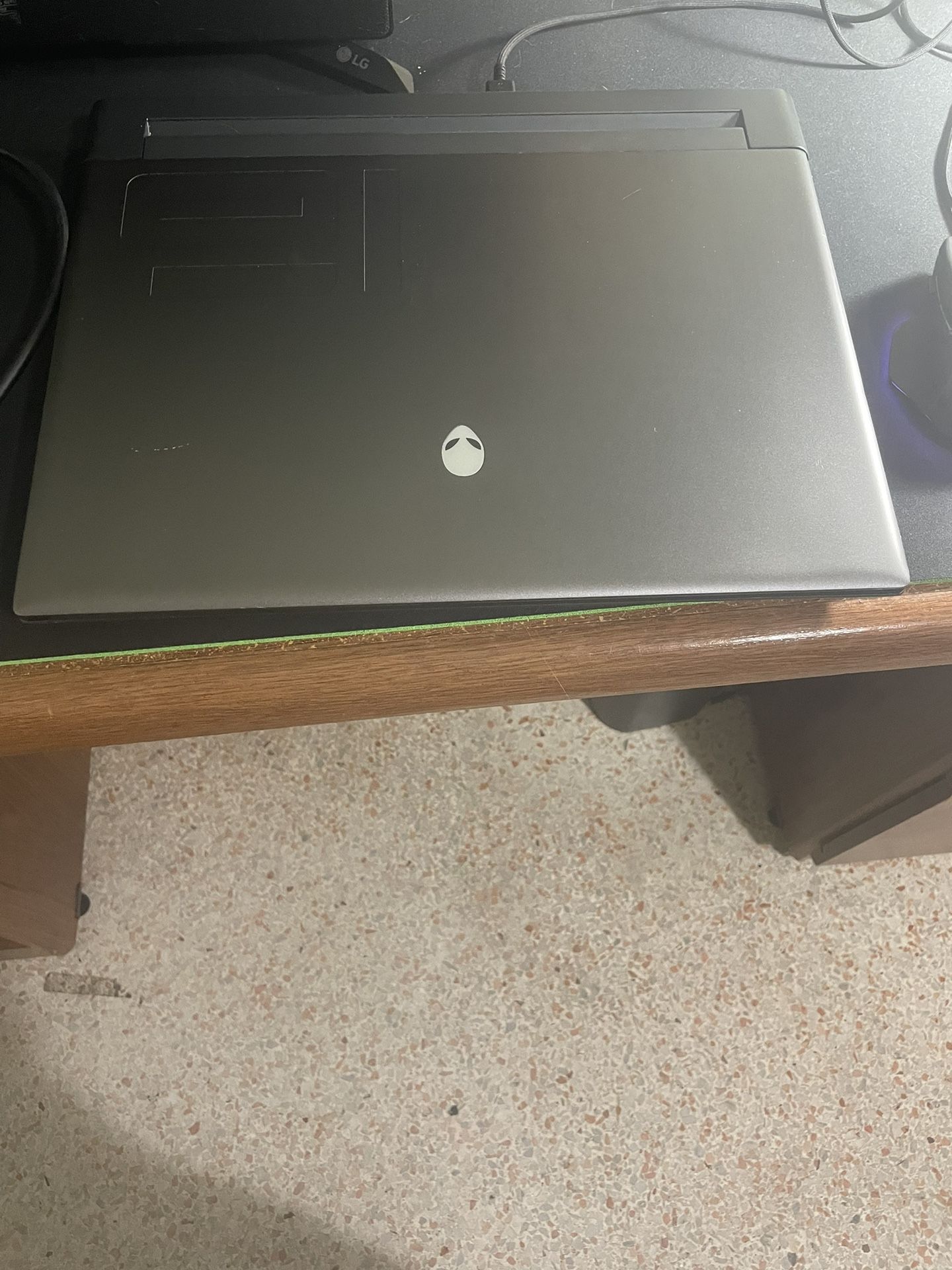 Gaming laptop alien Ware M16 1000 OBO