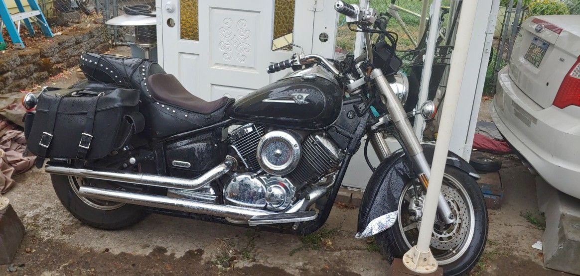 2004 YAMAHA STAR XVS ...LOW MILES