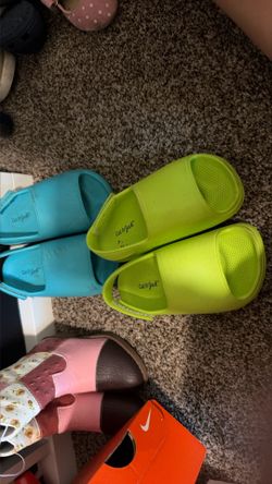 Cat And Jack Sandals