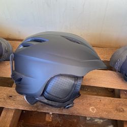 Snowboard/ski Helmet
