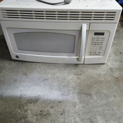 GE - Over The Range Microwave - White