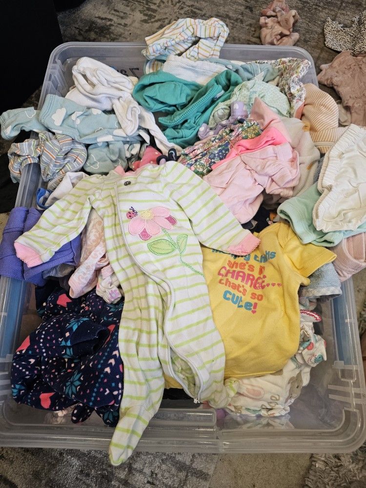 Tons of baby Clothes And Blankets!