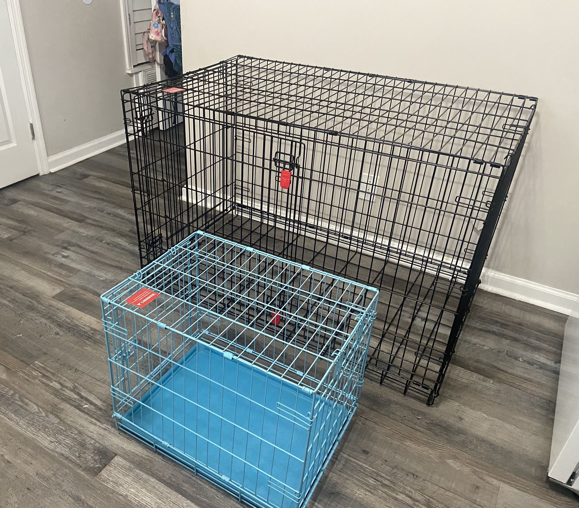 XL Kennel And Small Kennel 