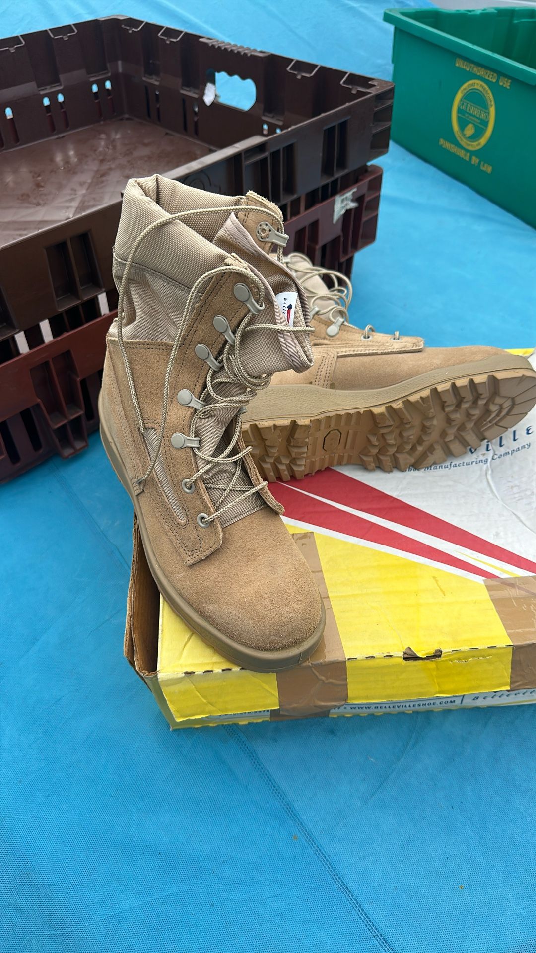 Army boots/Work Boots