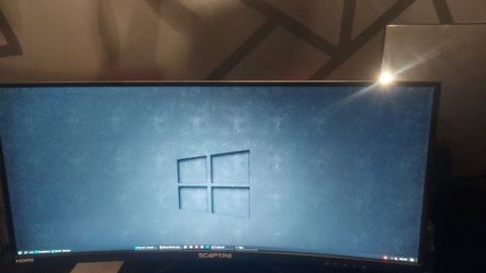 Sceptre 30 In curved monitor