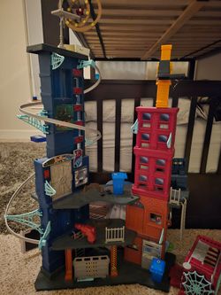 Marvel SpiderMan Mega City Playset