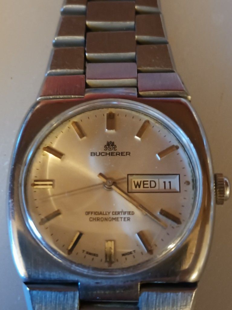 Bucharer Men's Stainless Steel 25 Jewel Automatic Watch Runs And Looks Great