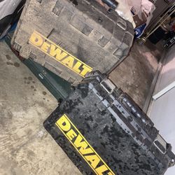 Carrying Cases  Dewalt