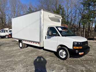 2024 Chevrolet Express Cutaway