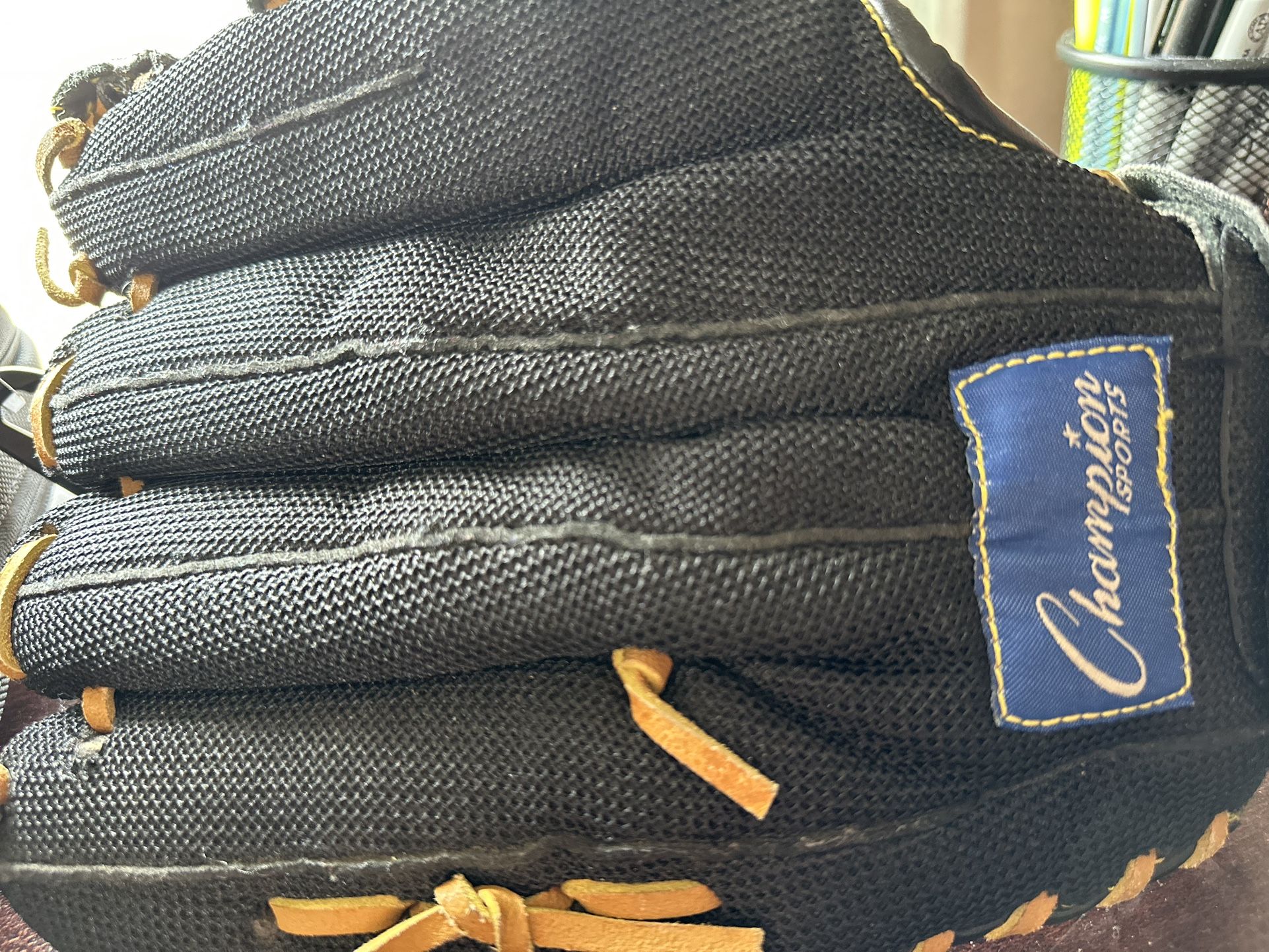 Champion baseball Glove