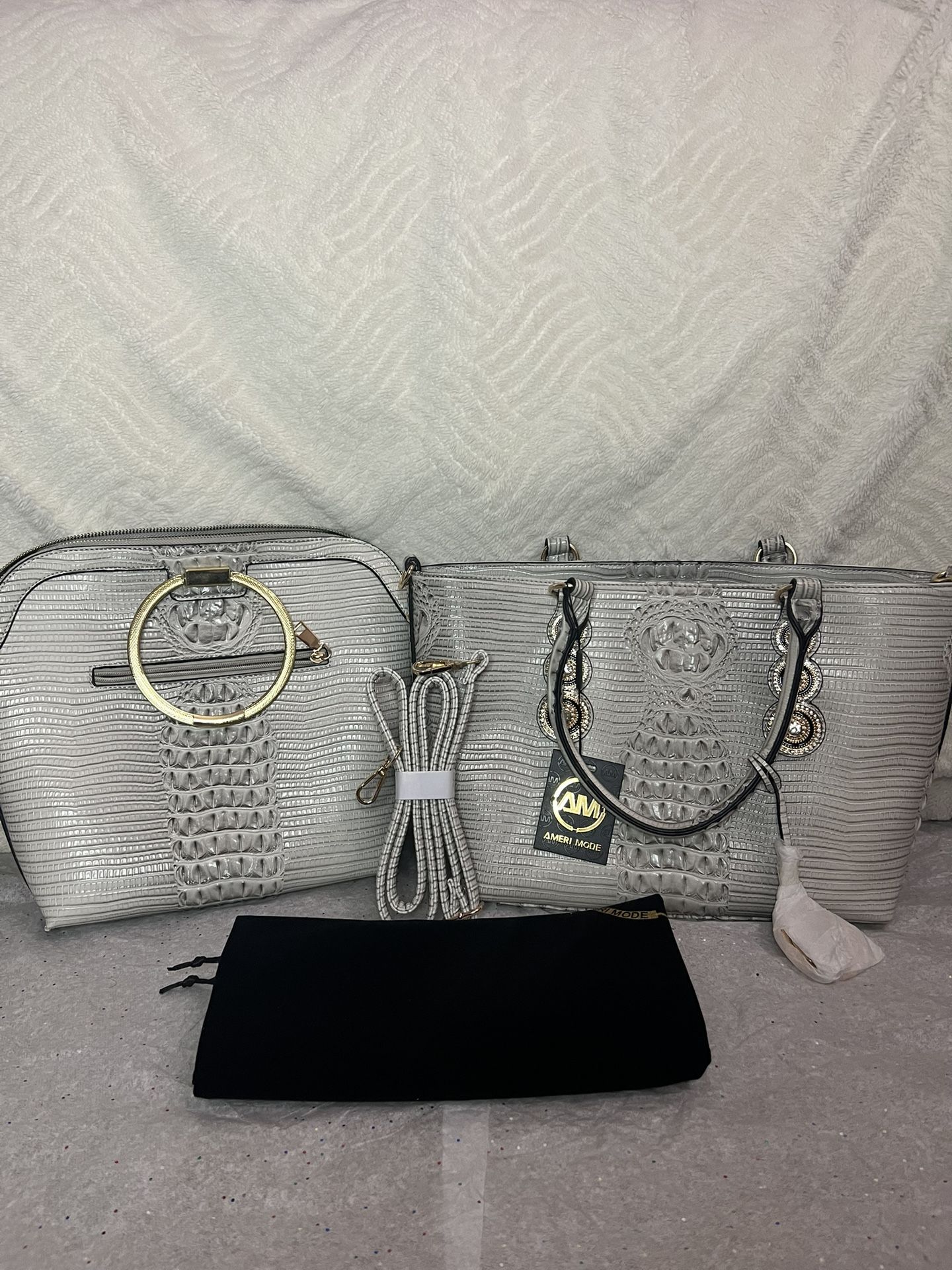 New Ameri-Mode Purse Set – Perfect Gift! Tags + Dust Bag Included