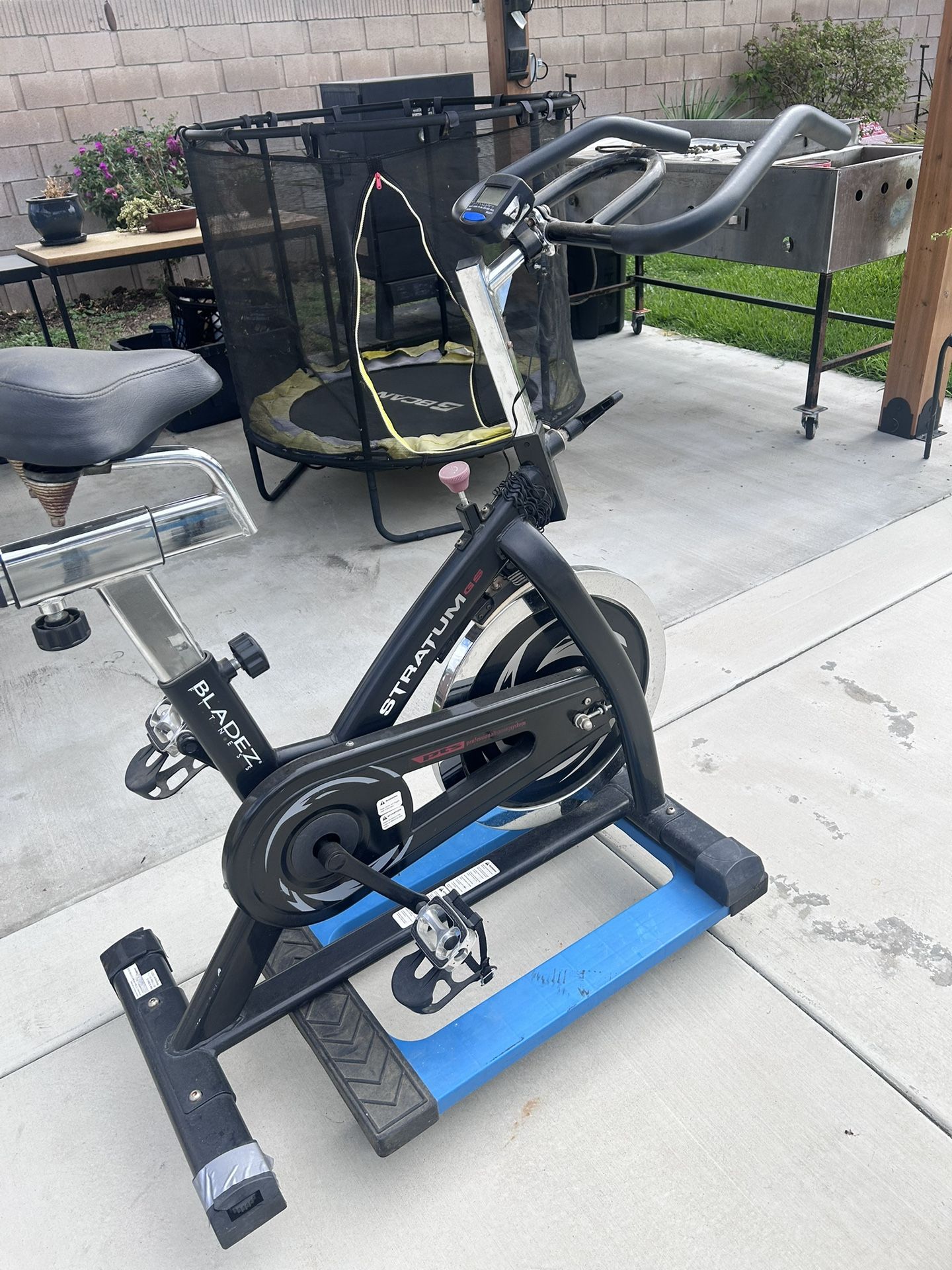 Stationary Bike Like New