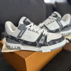 Men Shoes Louis Vuitton Size 10