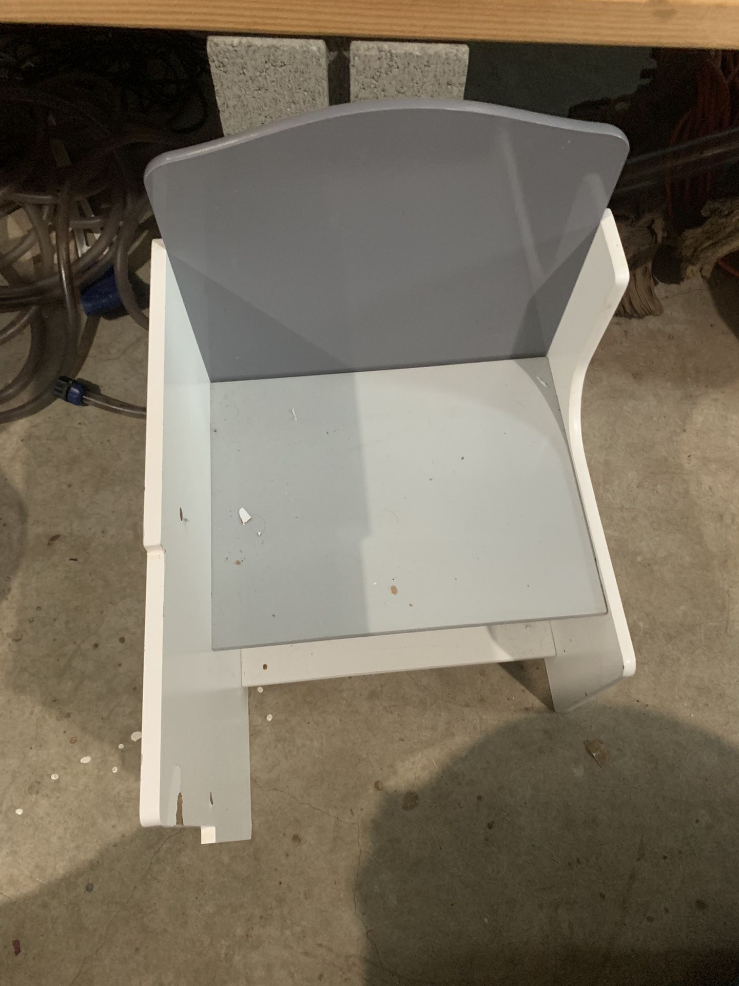 Chair/desk Toddler