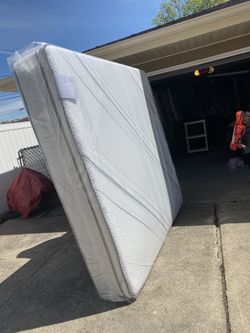 Brand new mattress set mattress and box spring