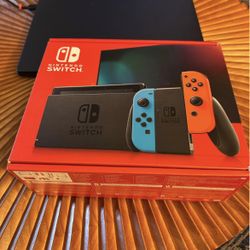 (Brand New in box) Nintendo Switch 