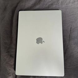 (Apple) MacBook Pro 16" | M1 Max | 10-Core CPU | 32-Core GPU | 8TB SSD | 64GB RAM  