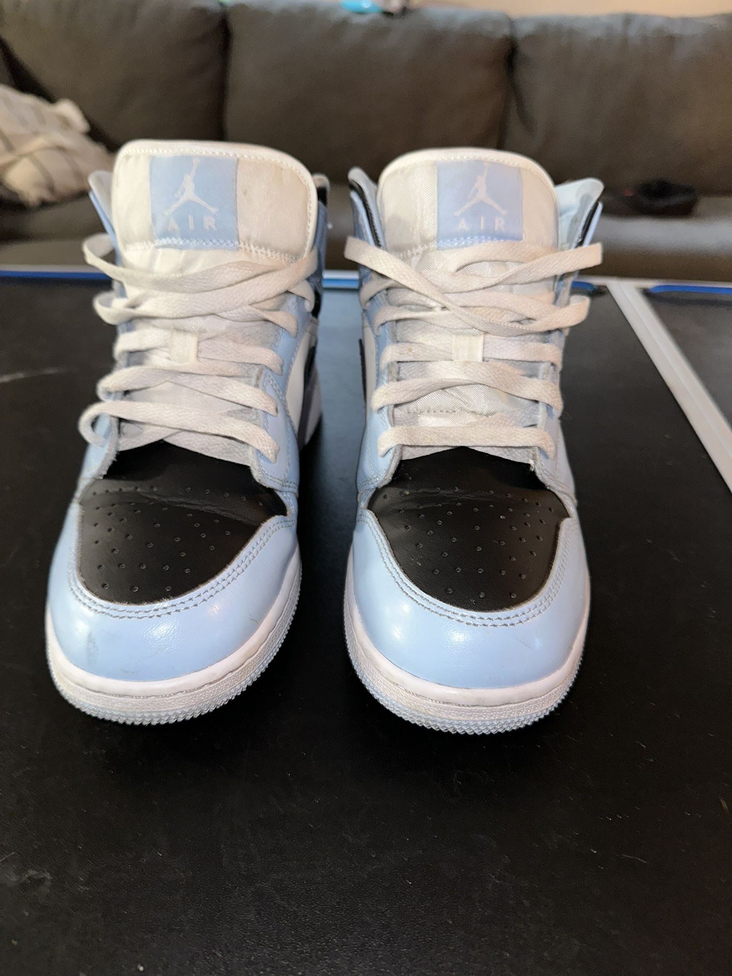 Nike Air Jordanr 1 Mid Ice Blue
