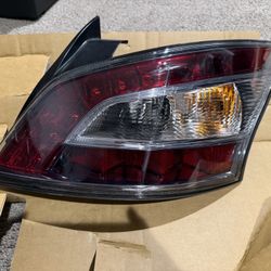 2014 Nissan Maxima Taillights Pair