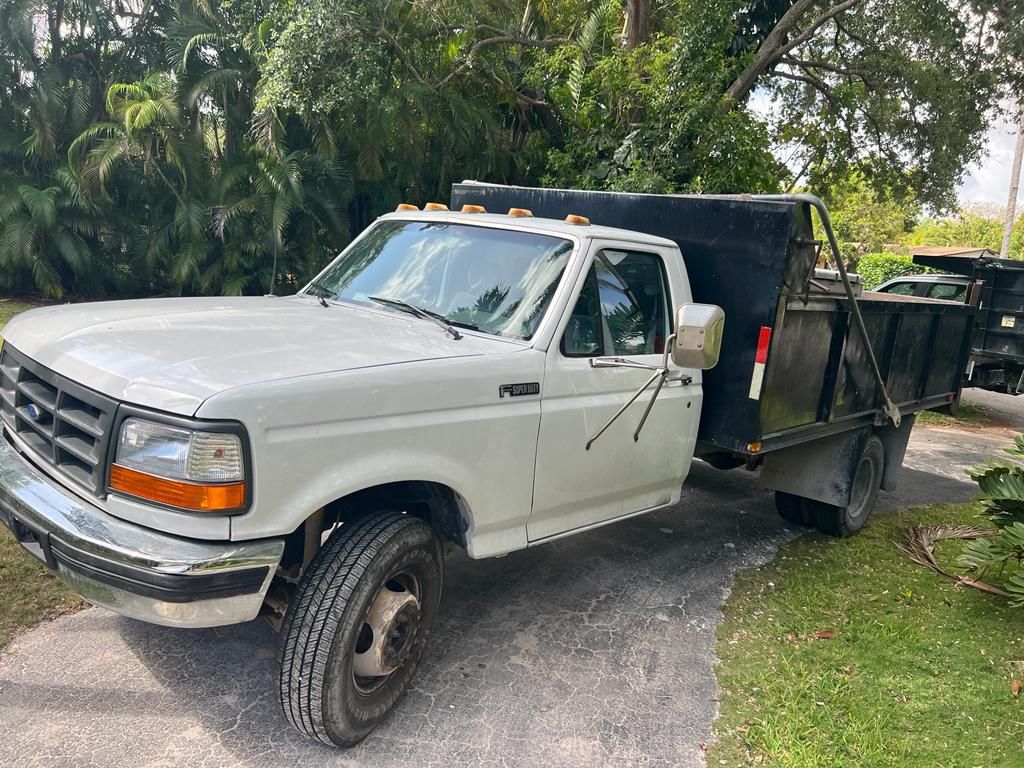 1995 Ford F450 Heavy Duty diesel Dump Truck