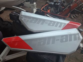 Can-Am Side Panel Fairings Pair