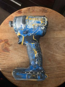 Dewalt dcf809 impact wrench