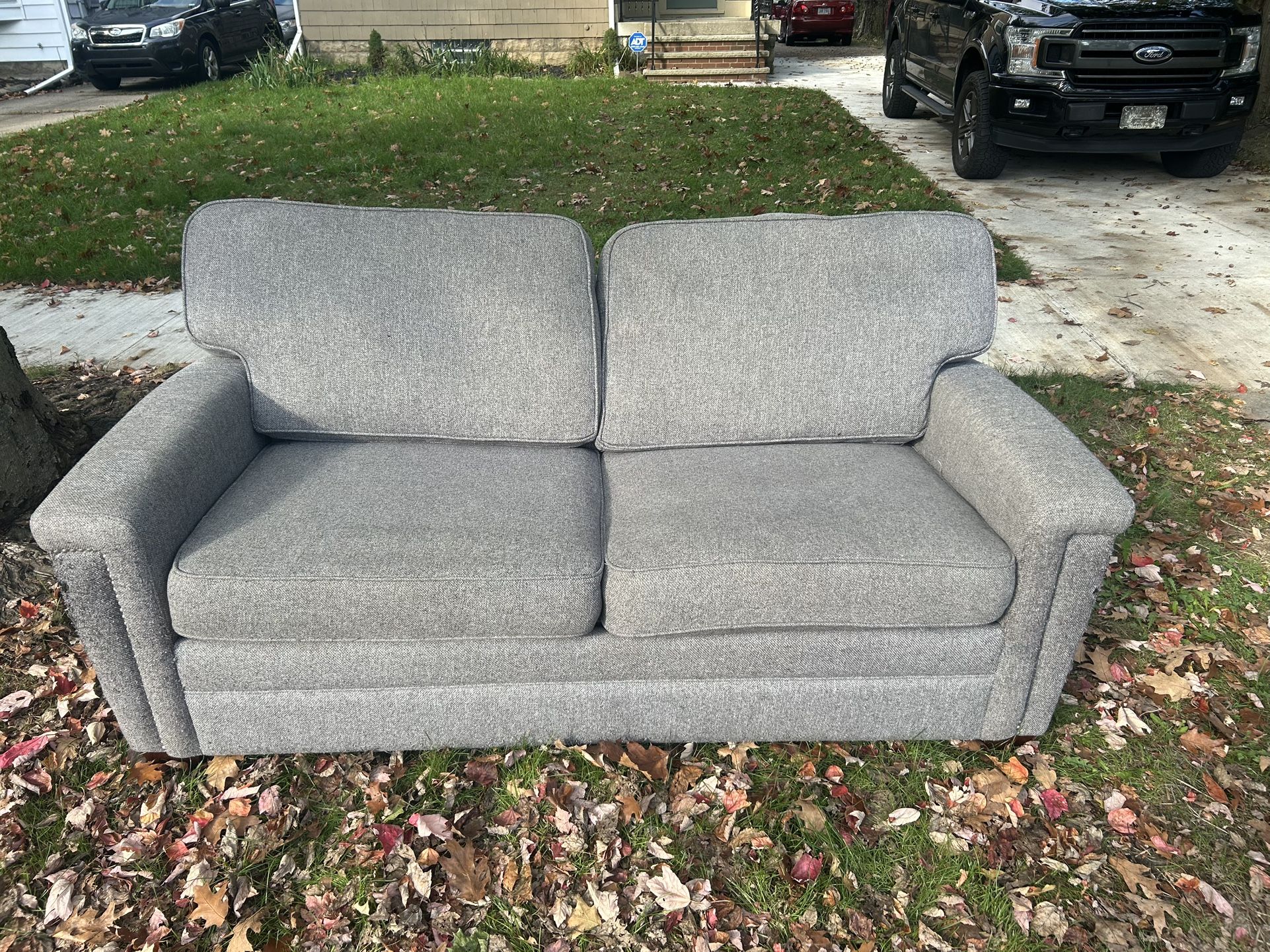 FREE Couch / Memory Foam Mattress 