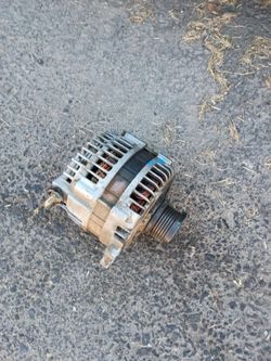 2005 Nissan altima alternator