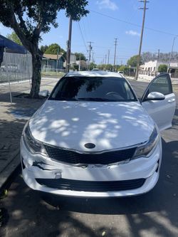 2018 KIA Optima