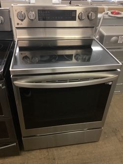 LG 30 in. Glass Top 5 Burners 6.3 cu.ft. Freestanding Electric Range with Convection Oven