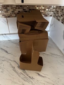 100-Pack Disposable Drink Carriers with Handles