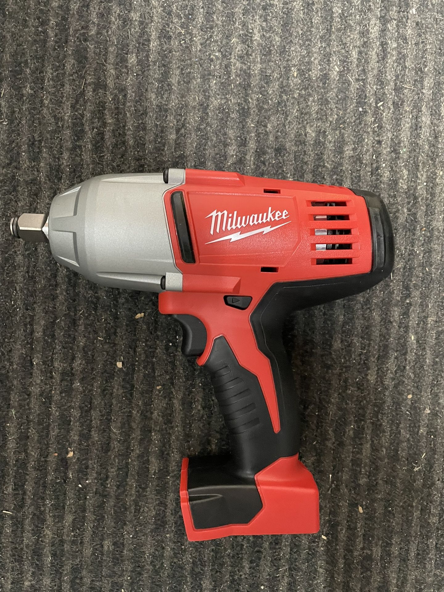 Milwaukee 1/2 Impact Wrench 