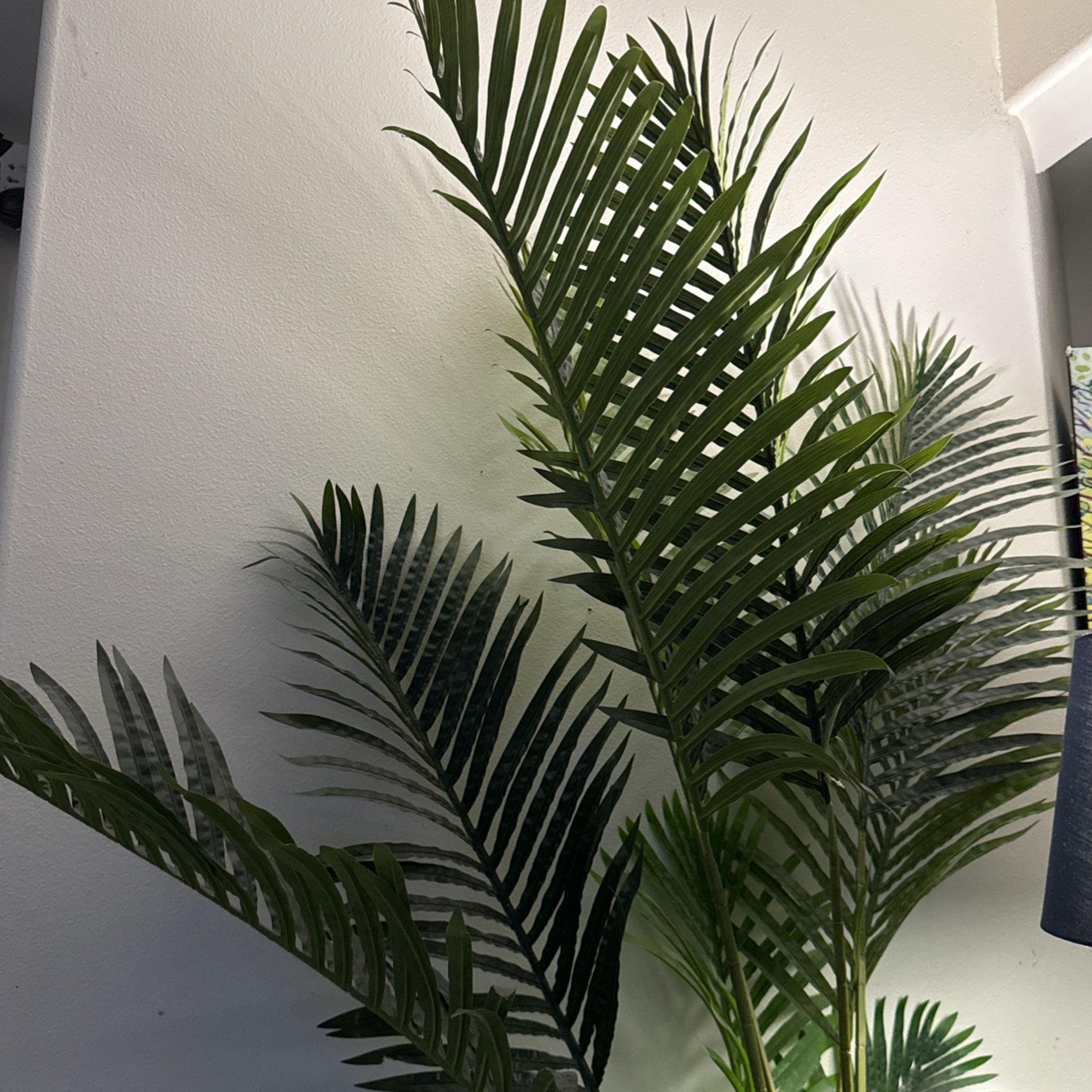 New! Tall Fake Plant Tropical Tree