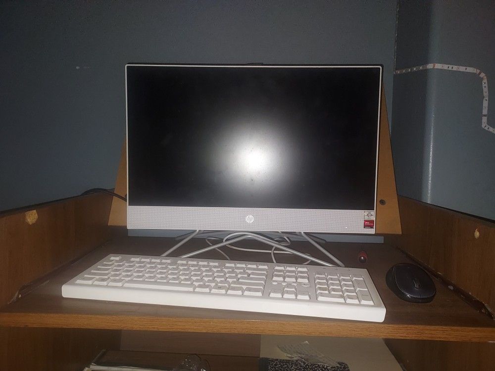 HP All-in-One 22