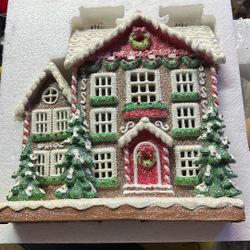 Sam’s Club Ginger Bread House (lighted)