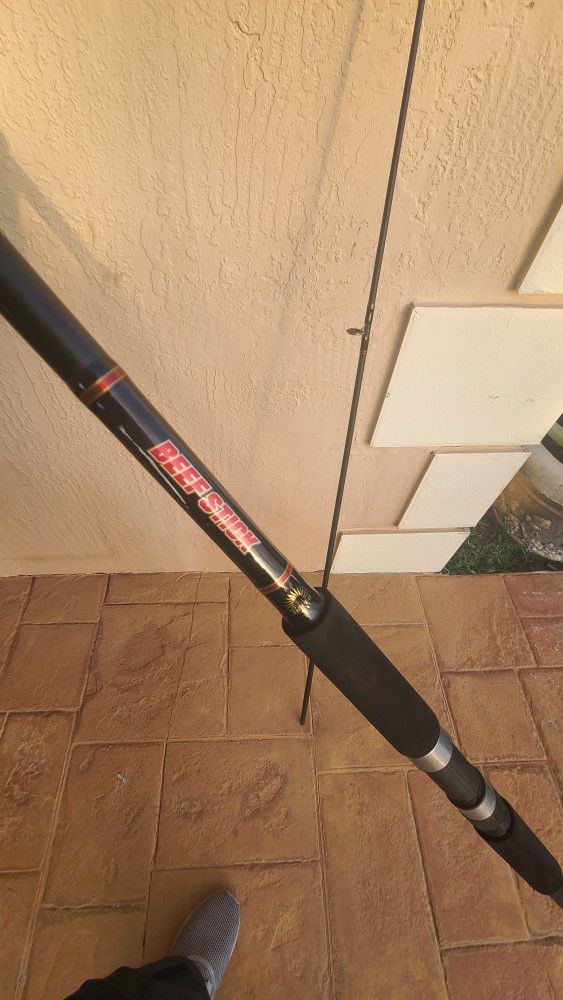 Daiwa Beefstick 10 Ft Surf Rod for Sale in Homestead, FL - OfferUp