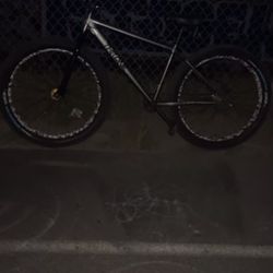 Throne Xl Goon 27.5