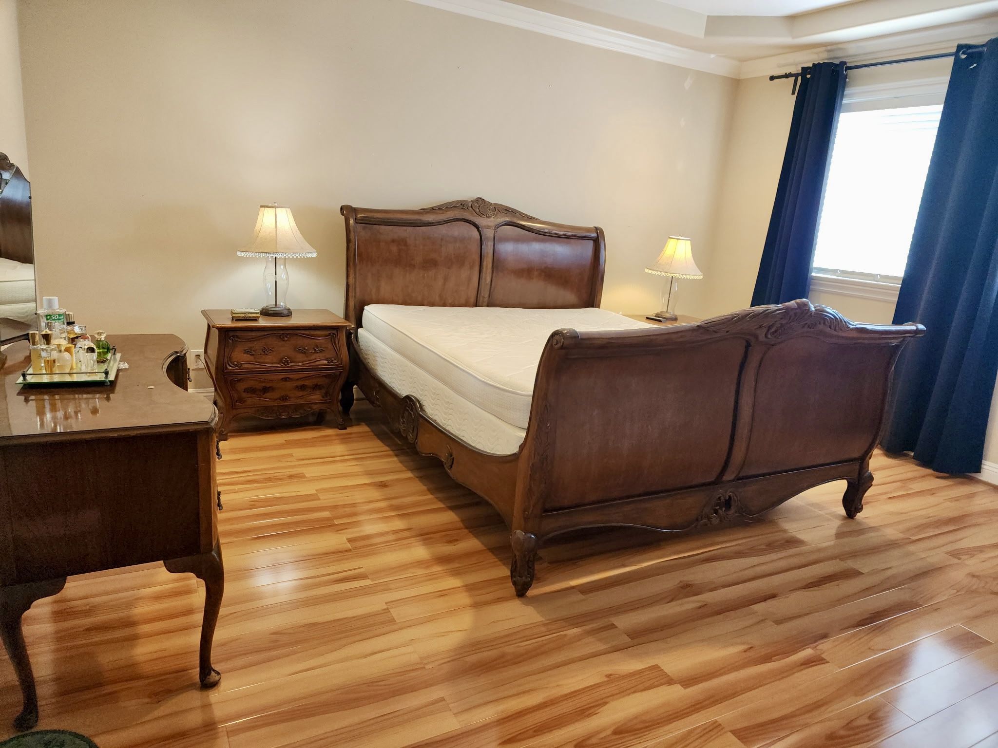 Beautiful Bedroom Set + Extras